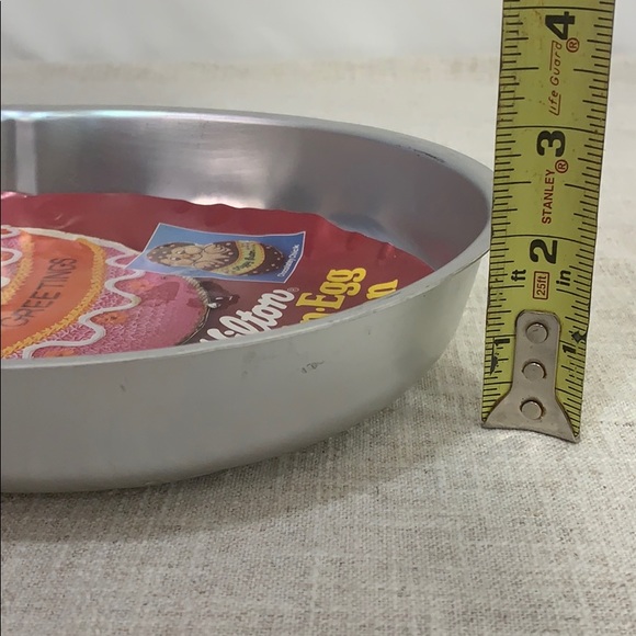 WILTON Cake Pan - Picture 6 of 7